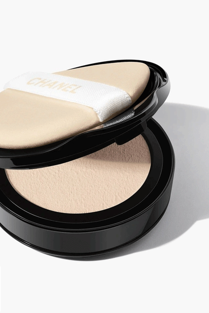 CHANEL Healthy Glow Gel Touch Foundation