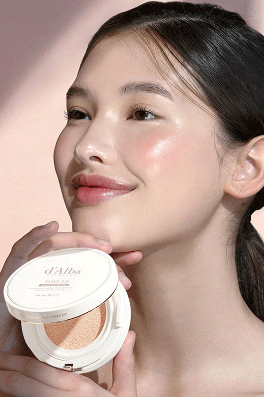 d'Alba Waterful Tone Up Sun Cushion