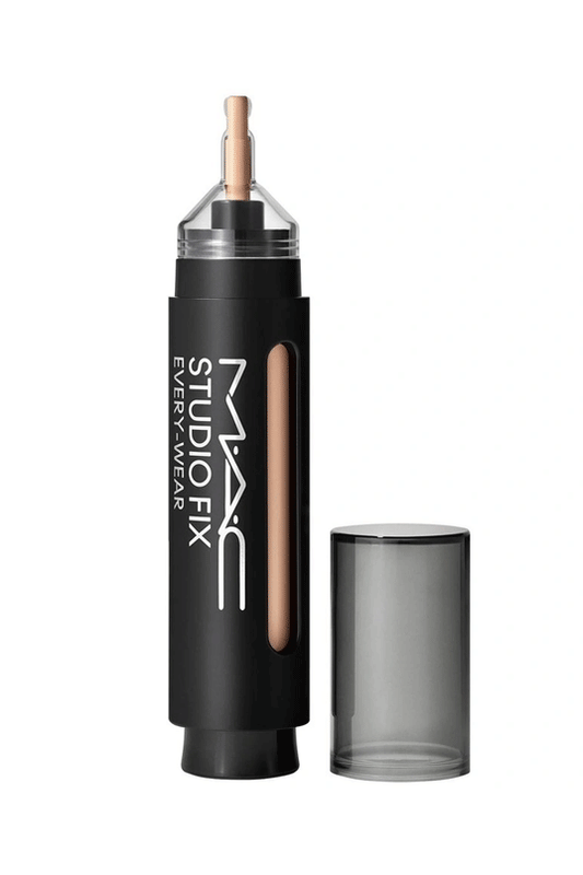 M.A.C Studio Fix Every-Wear All-Over Face Pen