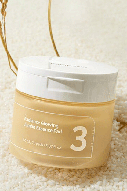 Numbuzin No.3 Radiance Glowing Jumbo Essence Pad