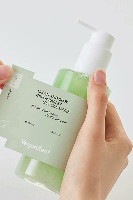 Veganifect. Clean & Glow Green Barley LHA Gel Cleanser